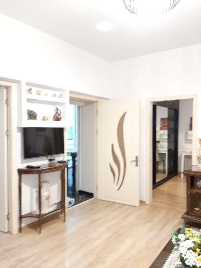 Newly Renovated House Apartment Tbilisi Exterior foto